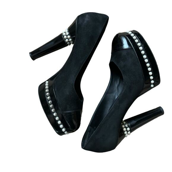 Chanel Black Satin and Patent Leather Cap Toe Pearl Platform Pumps Size 38 - Picture 6 of 14